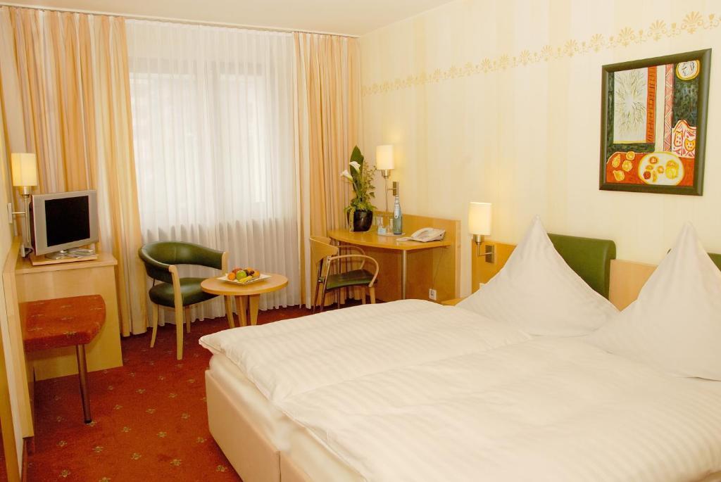 Hotel Graf Όφενμπαχ Δωμάτιο φωτογραφία